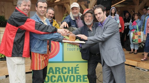 Plus de 300 personnes participent à l’inauguration du Marché Lovacore de Racine