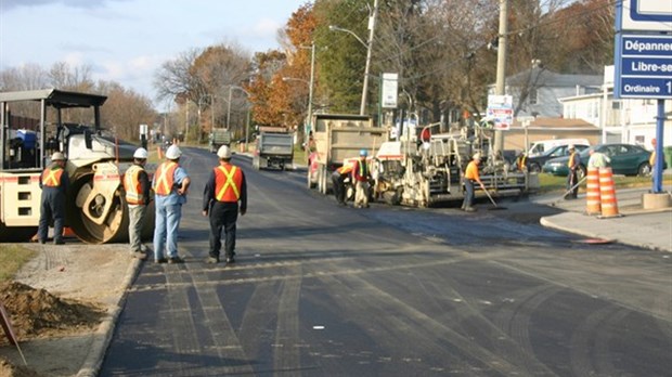 De l'asphalte neuve à Windsor.