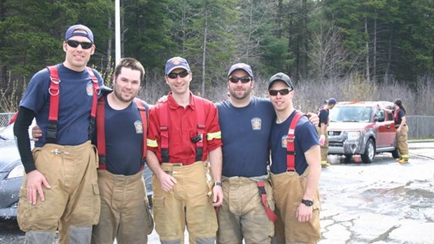 Des autos et une belle journée pour les pompiers de la zone de Windsor