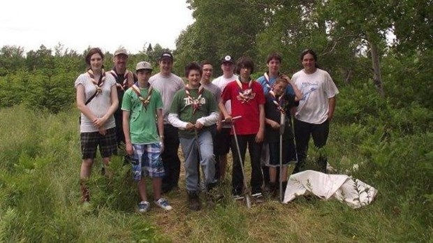 Les Scouts de Windsor plantent 140 arbres