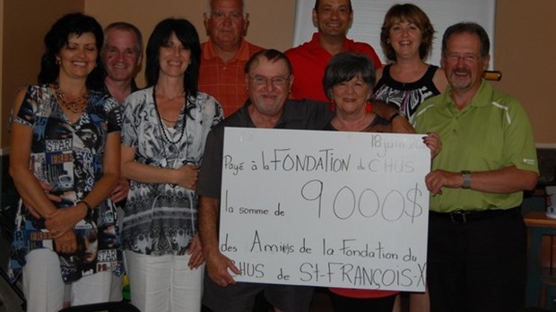 Saint-François-Xavier. Remise de 9000$ à La Fondation du CHUS