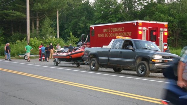 Les services d’urgence ont unis leurs efforts retrouver trois jeunes près de la rivière Saint-François