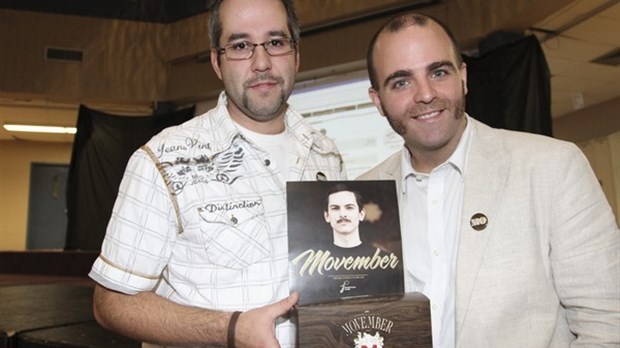 Tournesol de Windsor: Une invitation à appuyer Movember