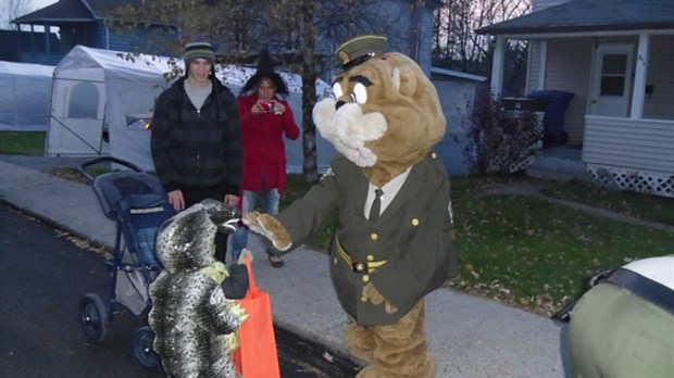 Présence appréciée des policiers de la SQ et de Polixe durant l’Halloween