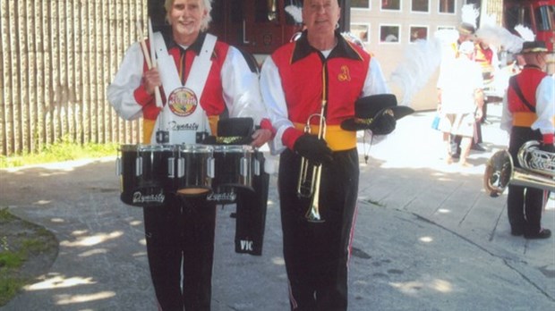 Luc Couture et Pierre Duval réunis dans un corps de cuivres et de percussions