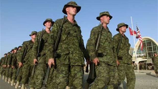 Militaires à l'entraînement dans le Val-Saint-François