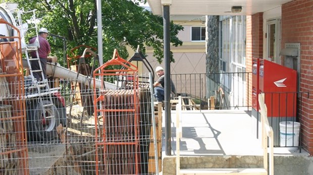 Travaux de réparation au bureau de Postes Canada à Windsor