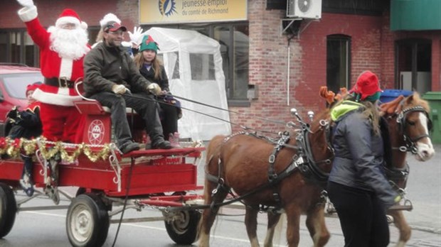 Le père Noël est arrivé à Richmond en calèche