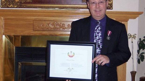 Médaille du jubilé de Diamant de la Reine Élizabeth pour Daniel Leduc