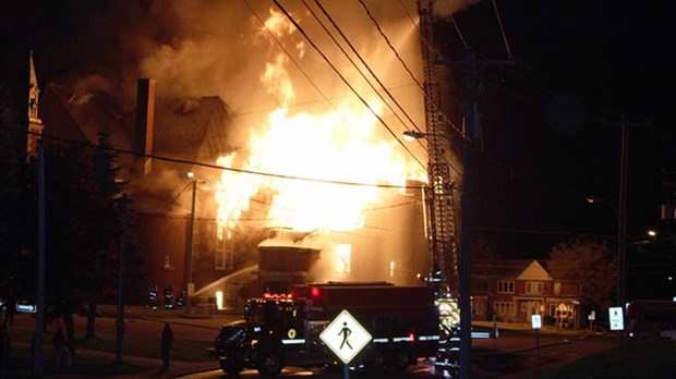 L’église Saint-Philippe détruite par le feu en moins d’une heure