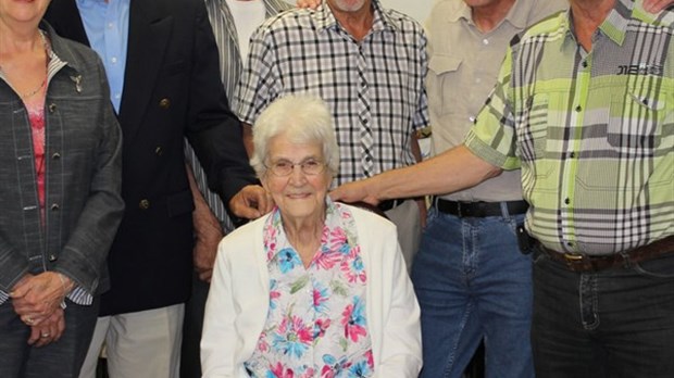 Un souper de fête pour les 100 ans de Mme Alfreda Poudrier Richard