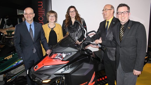 Le tapis jaune pour la trois millionième motoneige Ski-Doo