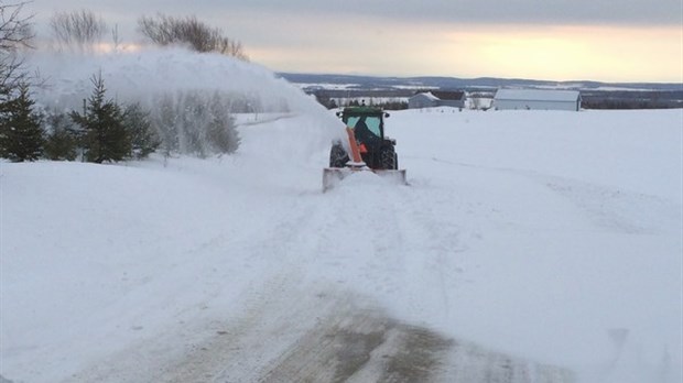 Lames de neige dans le rang 5 à St-François