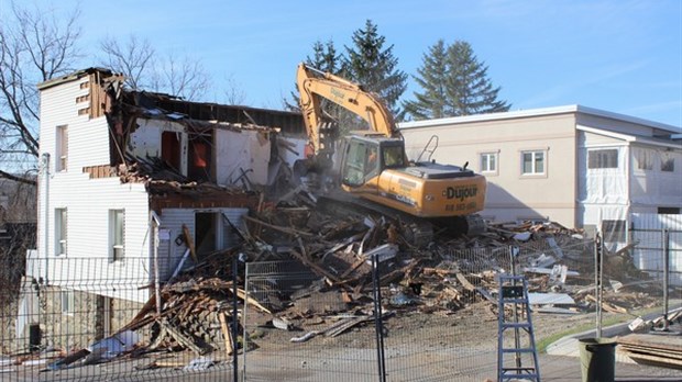 Démolition du deuxième bâtiment à Windsor