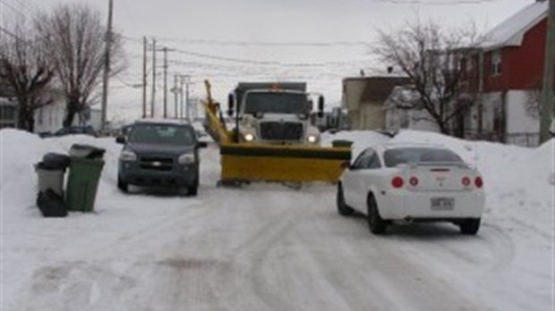 Stationnement de nuit durant la période hivernale dans le Val-St-François