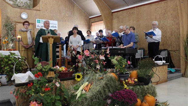 Messe d’Action de Grâce et pèlerinage au cimetière de Windsor