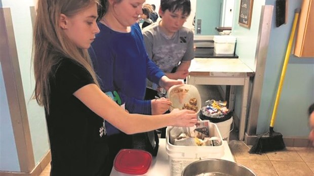 Récupération et compost font leur entrée à l’école primaire Saint-Philippe