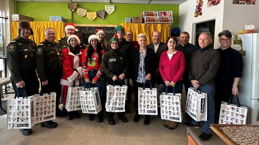 Distribution des paniers de Noël à Richmond