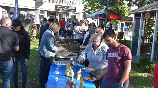 Une fête de la famille sous le soleil à Windsor