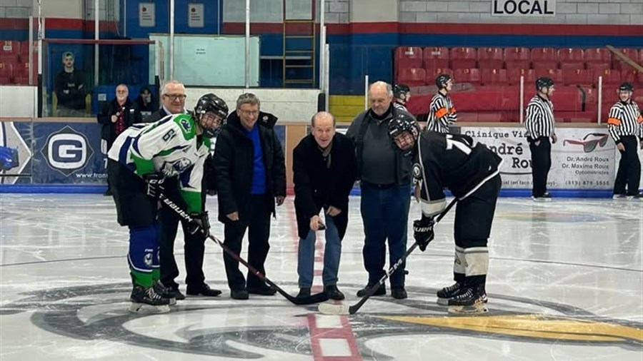 Un autre succès complet pour le tournoi de hockey junior Connie-Dion à Val-des-Sources